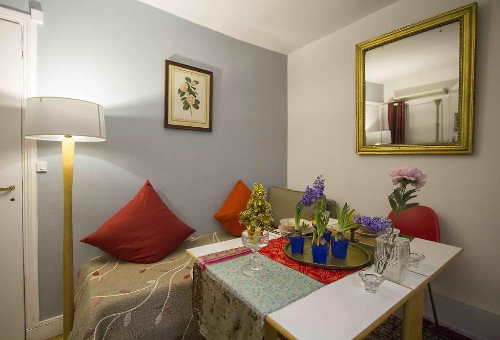 Hotel Des Arts Montmartre Párizs