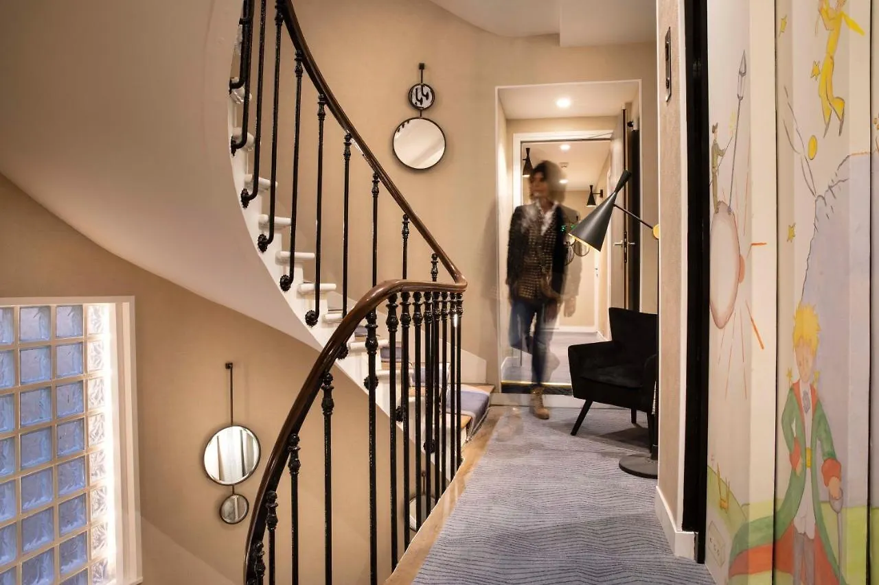 Hotel Des Arts Montmartre Párizs Franciaország