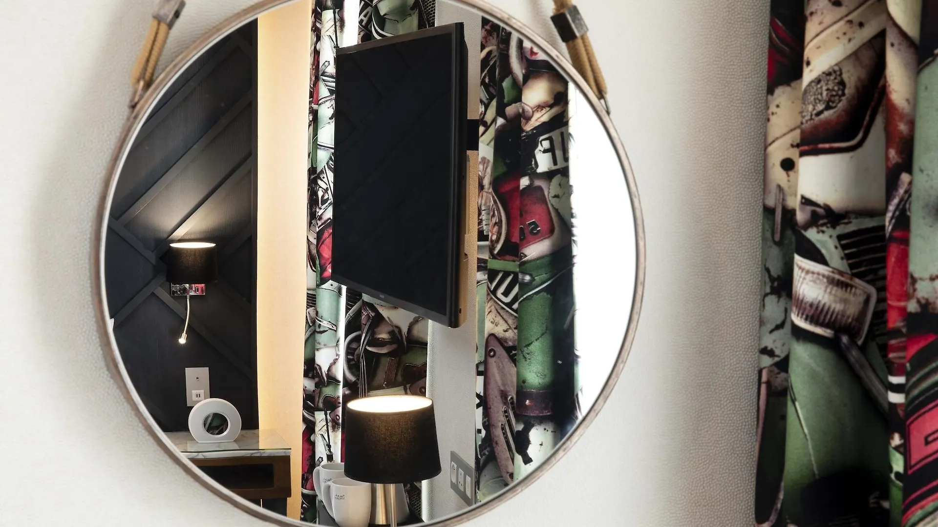Hotel Des Arts Montmartre Paris 4*,